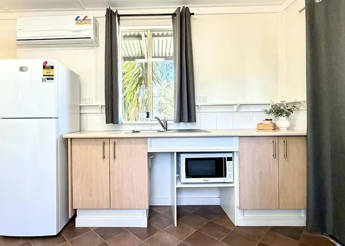 Esk Caravan Park & Rail Trail Motel