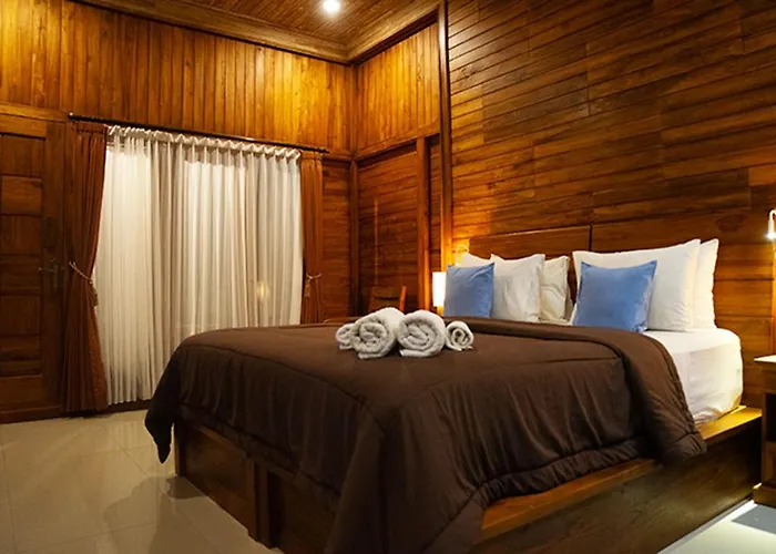 Pemedal Beach Resort Nusa Lembongan 