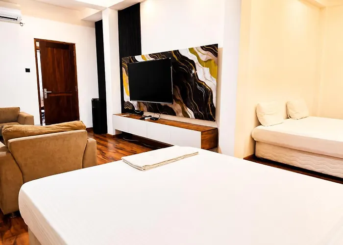 Alina Budget Hotel