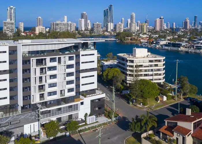 Aparthotel Peninsular Gold Coast