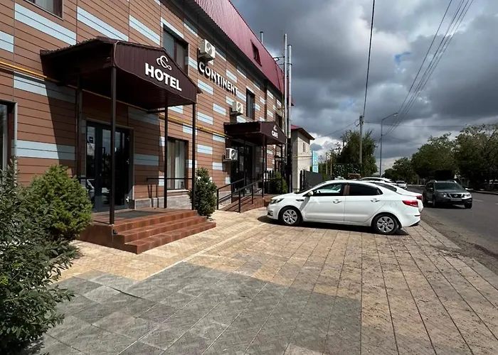 Hotel Continent Halal