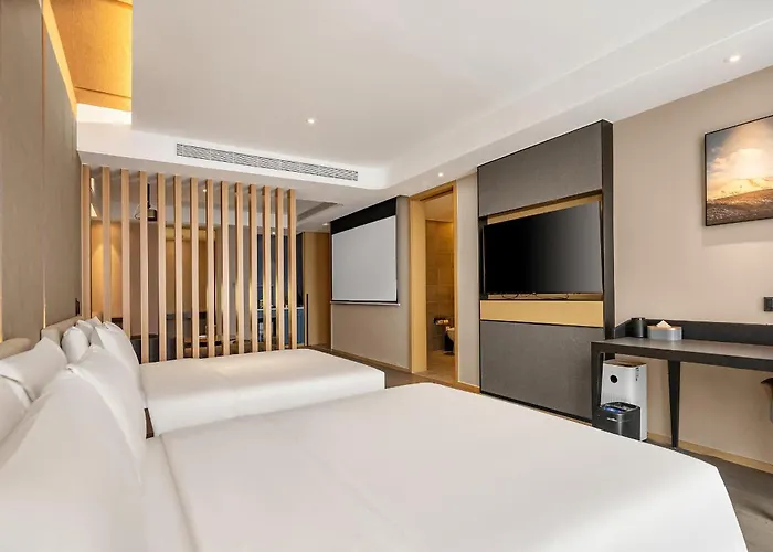 Atour S Hotel Xining Haihu New District Sdic Plaza