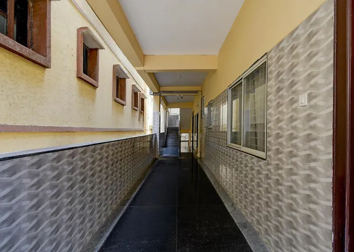 Hotel O Dolphin Luxury Ac Rooms