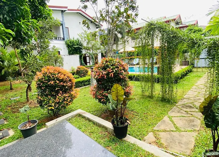 Erin Orr Villa
