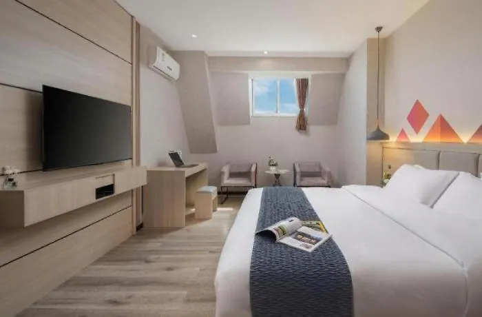 Borrman Hotel Yuxi Yuxing Road