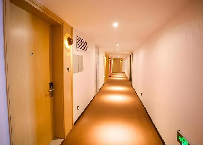 Iu Hotel Baoding Yuhua East Road Passenger Center