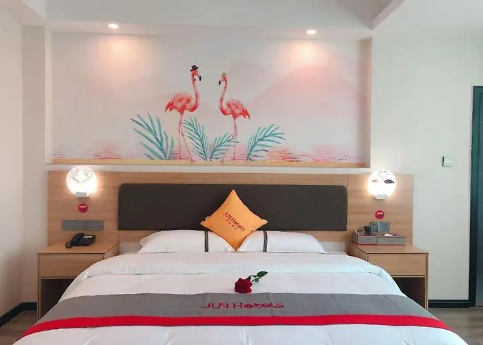 Jun Hotel Guangdong Zhanjiang Xiashan South Railway Station