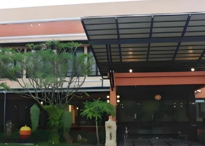 City Park Hotel