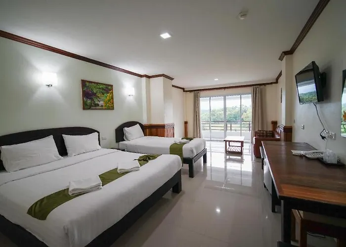 Sea Mountain Khanom Hotel