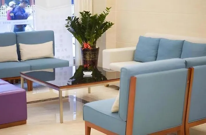 Greentree Inn Qingyuan Qinghe Avenue Branch