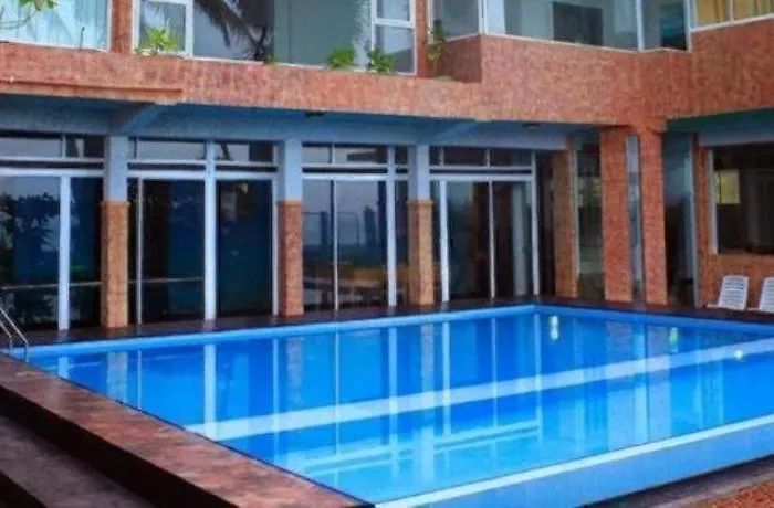 Oyo 246 Roy Villa Beach Hotel