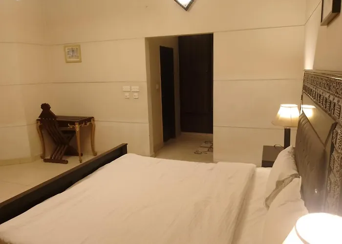 Midway Hotel Sadiqabad Ryk