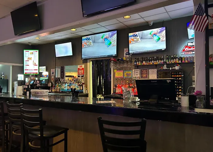 Days Inn By Wyndham Lake Saint Louis