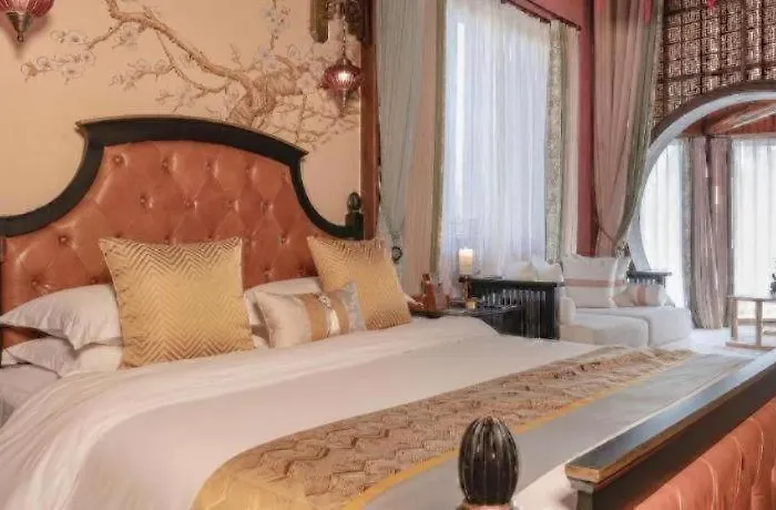 Dockside Boutique Hotel