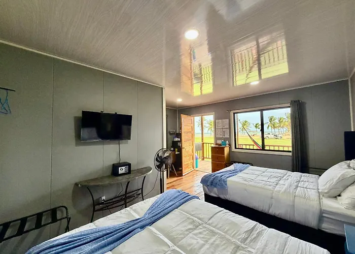 Sunshine Cabanas At Ocean View