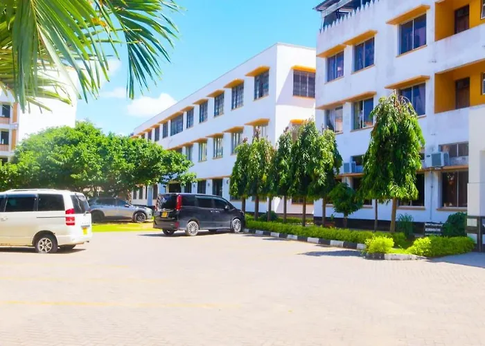 Tum Hotel & Conferencing