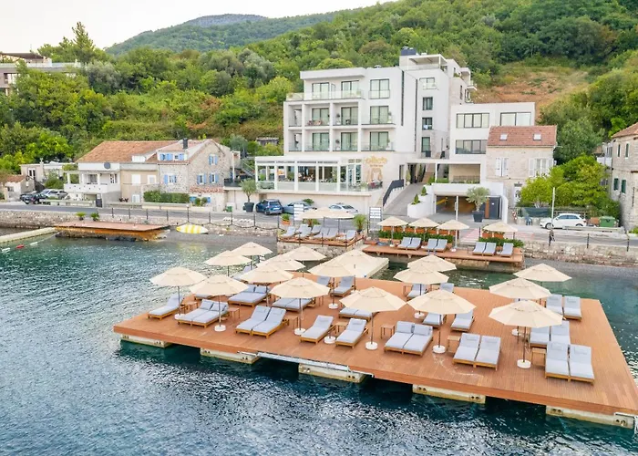 Ollie'S By The Sea