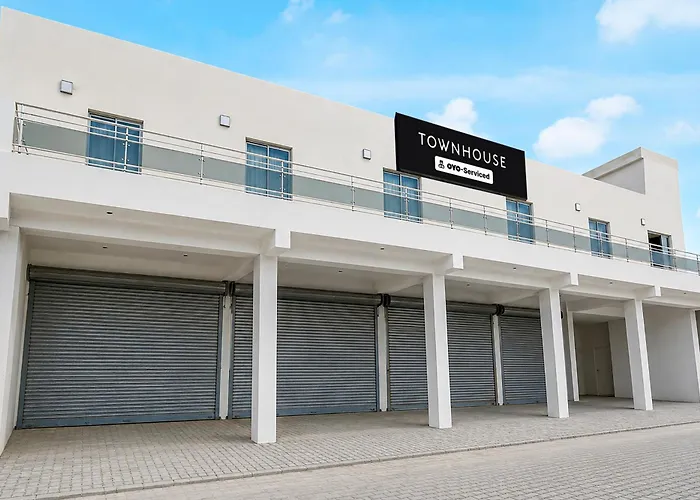 Super Townhouse Patiala Bus Terminal