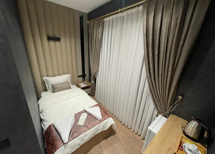 Sosyete Otel