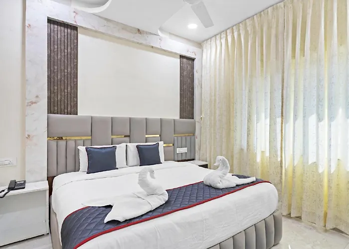 Hotel Skyland At Khammam Bus Stand