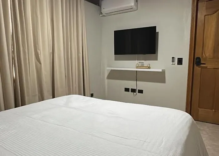 Altura525 Hotel