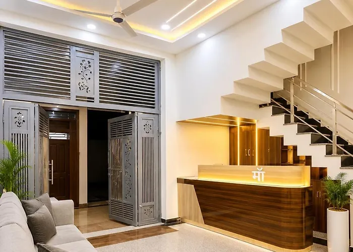 Hotel Bala Ji Palace Near Shree Ram Mandir