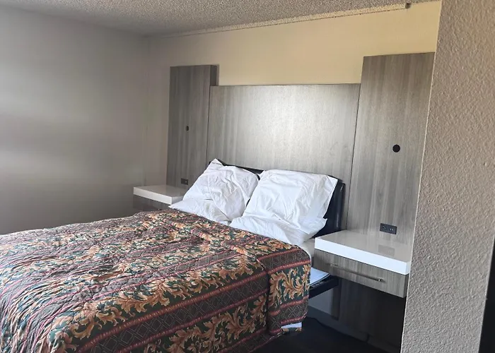 Midway Inn