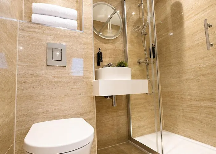 Vivatar Heathrow Hotel