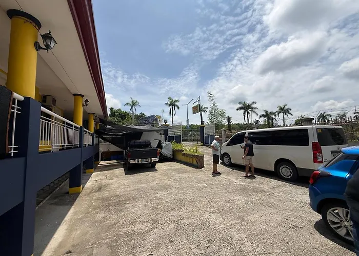 Pecan Pension House Near Iloilo International Airport By Reddoorz