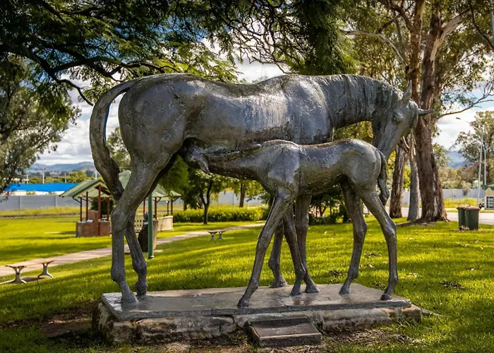 Thoroughbred Hotel