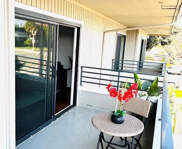 Two Bedroom Coastal Retreat Steps From The Beach