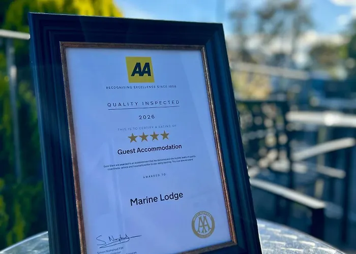 Marine Lodge