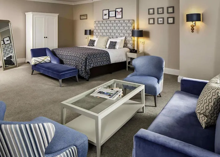 Mercure Gloucester Bowden Hall Hotel