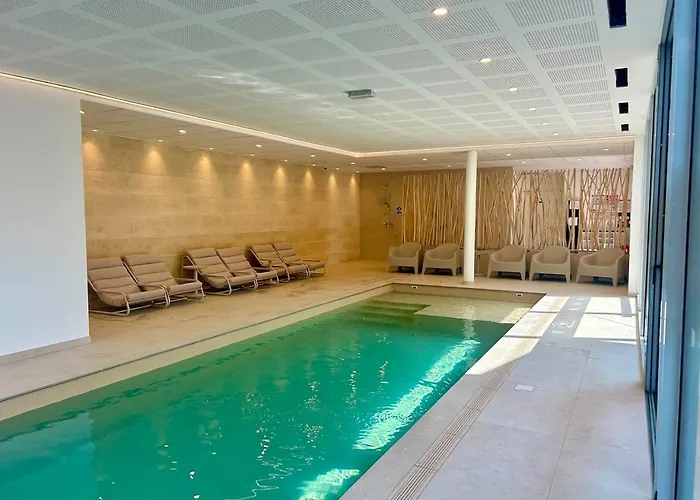 Logis Hotels - Hotel Et Restaurant L'Oceana