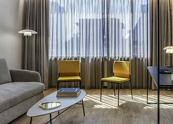 Pullman Santiago El Bosque