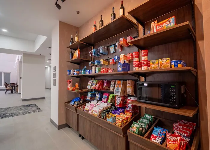 Hampton Inn & Suites Mission