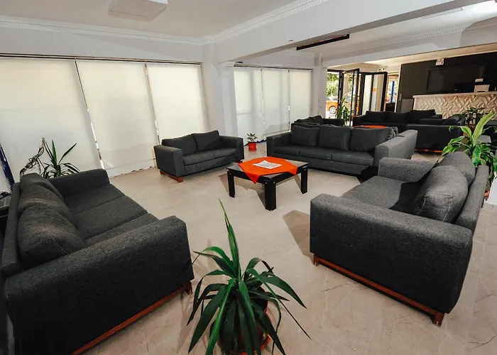 Ozalp Han Hotel