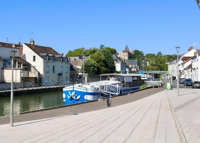 Ibis Montargis
