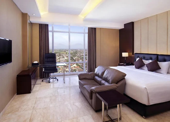 Grand Mercure Solo Baru