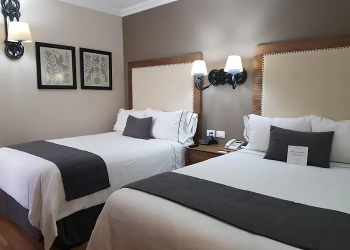 Historico Central Hotel
