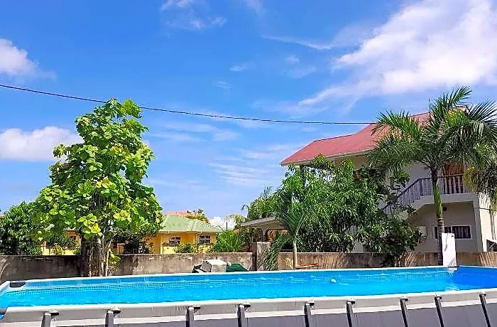 Island Charm Of Praslin