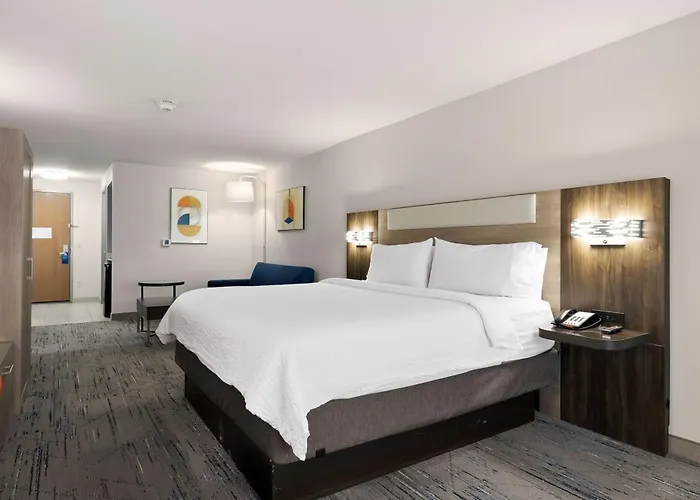 Holiday Inn Express & Suites - Jourdanton-Pleasanton By Ihg