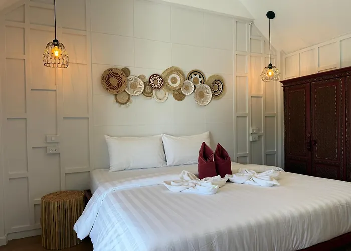 Erawan Villa Hotel