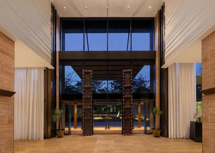 The Den Bengaluru, Lxr Hotels & Resorts
