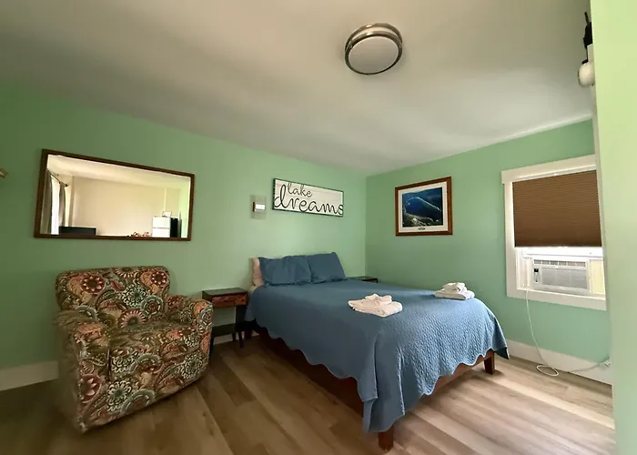 Bay Port Lodging