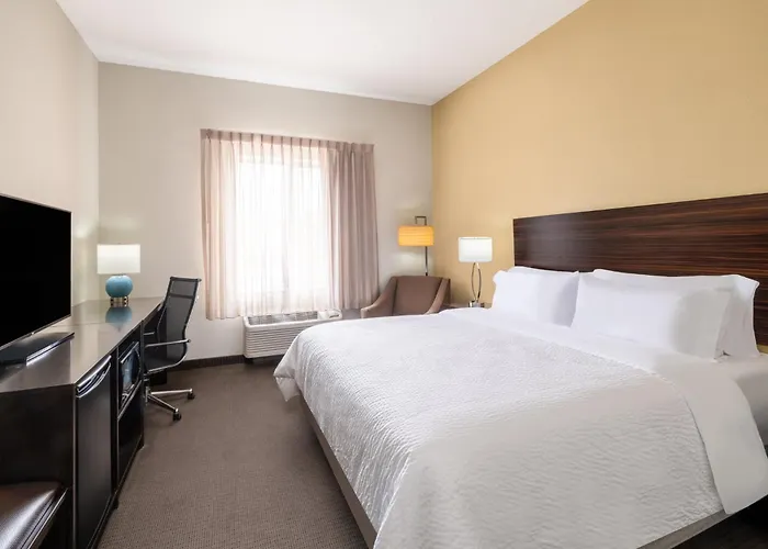 Garner Hotel Clarksville Northeast By Ihg