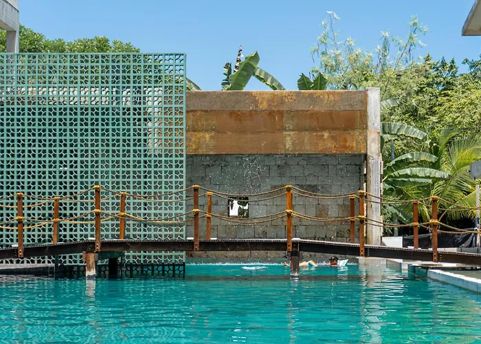 Hotel Makaaba Eco-Boutique