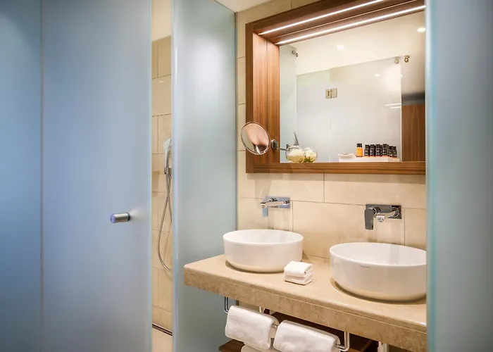 Girandella Resort, Valamar Collection (Adults Only)