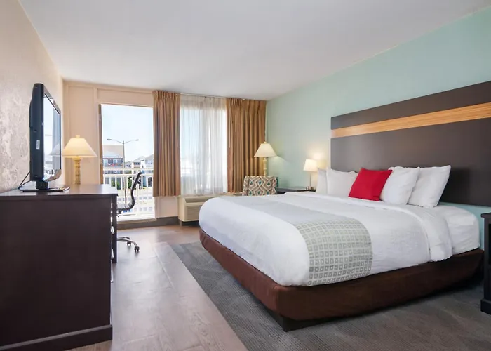 Ramada Plaza By Wyndham Nags Head Oceanfront