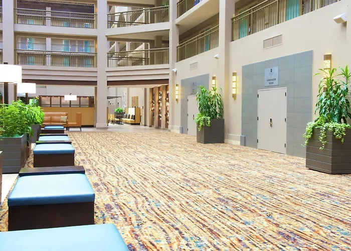 Embassy Suites By Hilton Seattle Bellevue